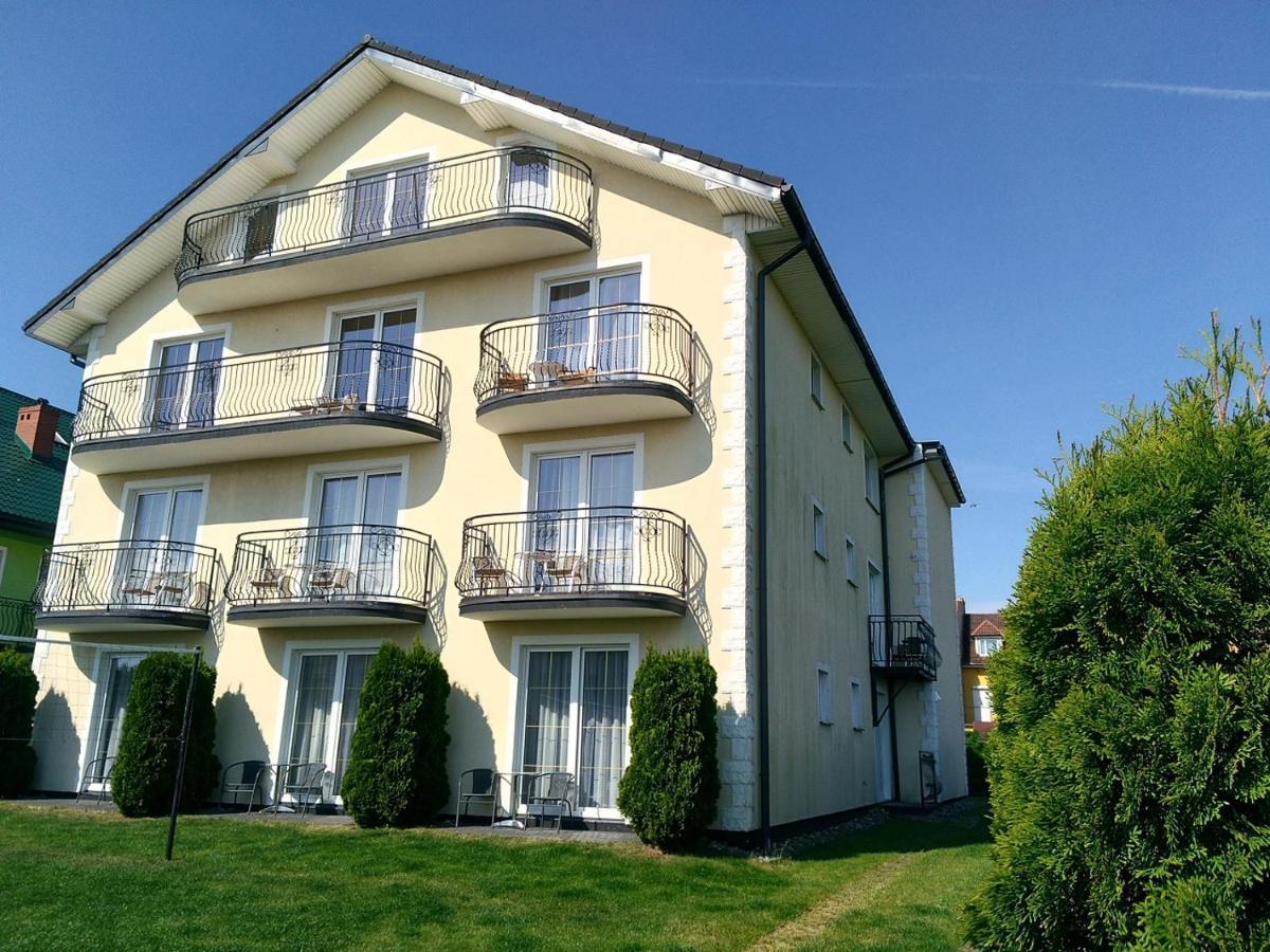 Villa Over Lake Mielno  Kültér fotó